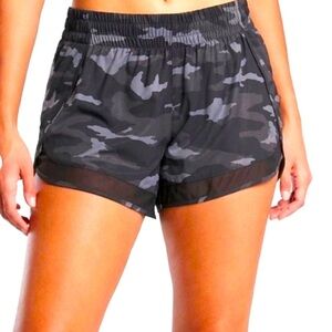 Athleta black camo Racer lined Running Shorts